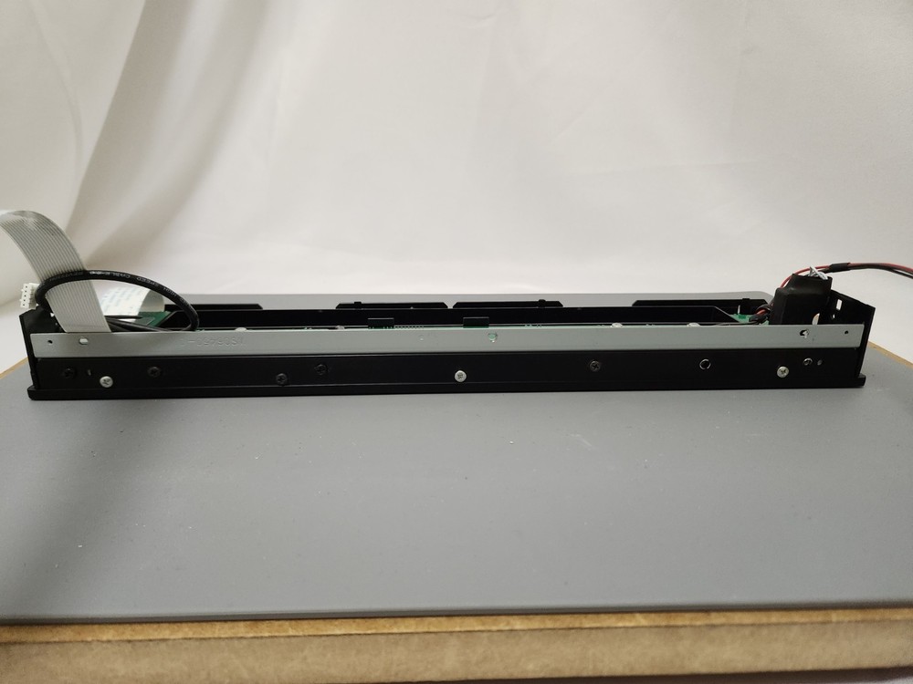Yamaha CD-C603 front panel with display tested works