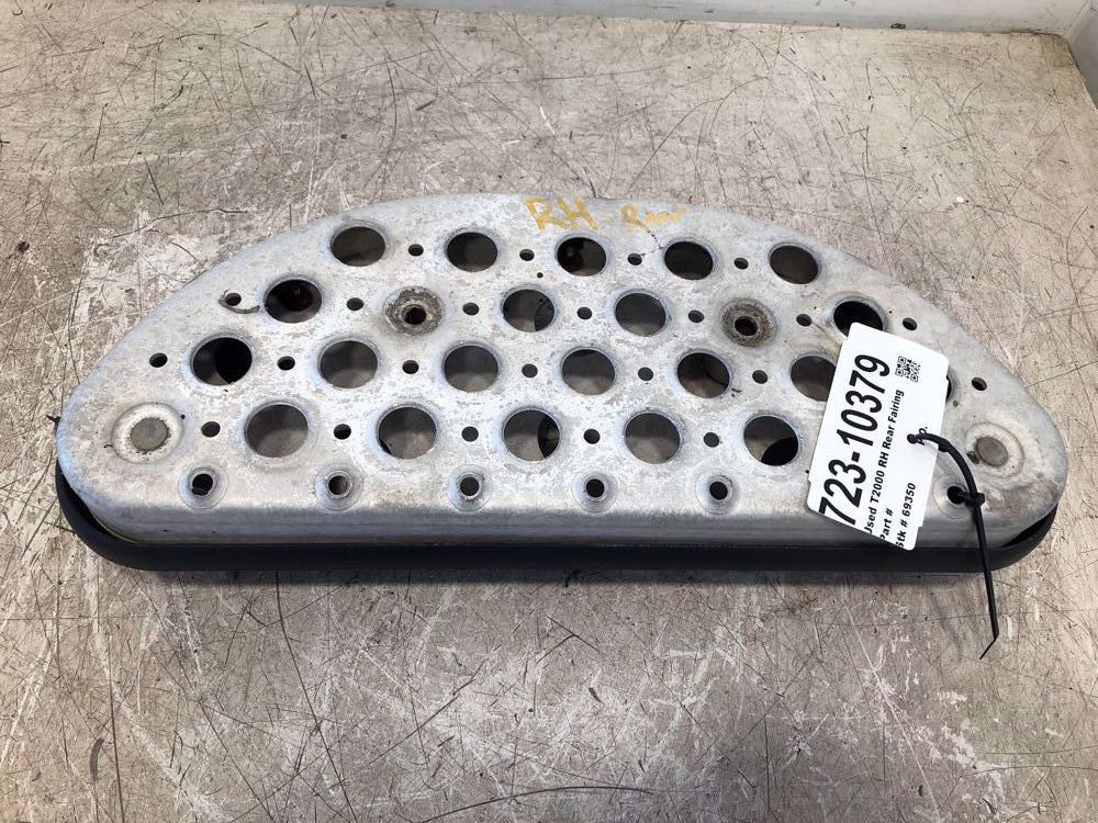 2000 Kenworth T2000 Step (723-10379)