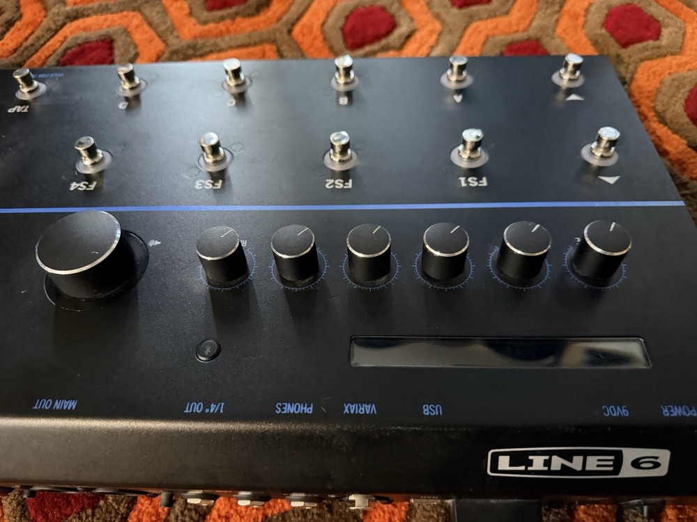 LINE 6 FIREHAWK FX MULTI EFFECTS GUITAR FLOOR PEDAL DIGITAL PROCESSOR TESTED