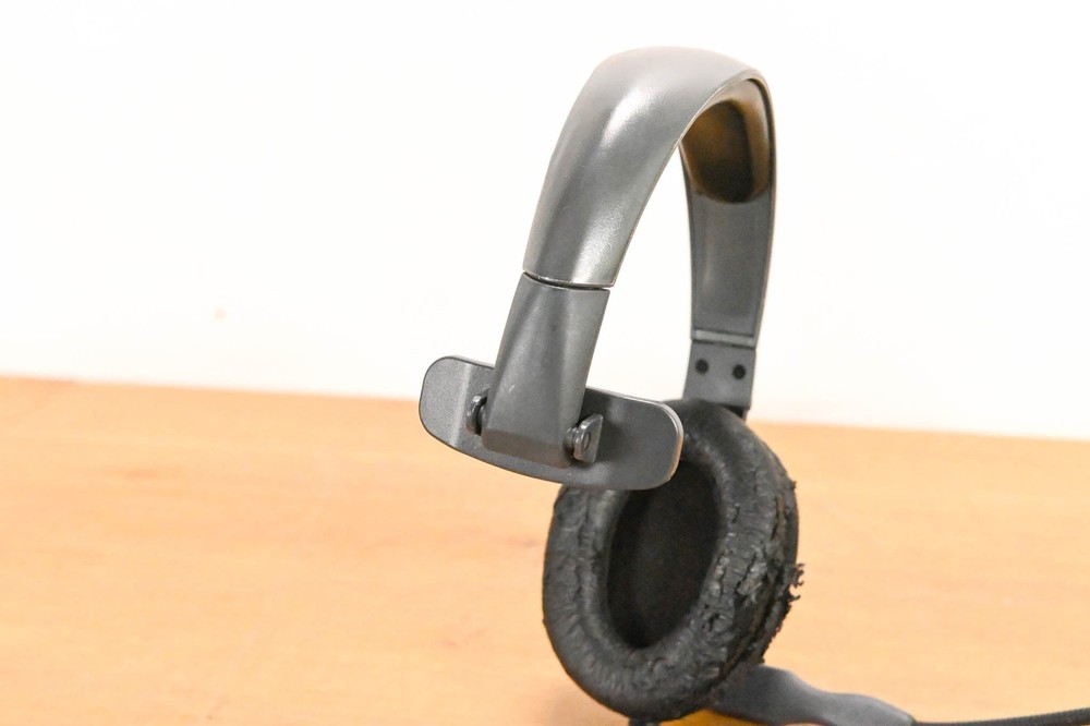 Eartec Max4G Single Ear Headset CG01YM2