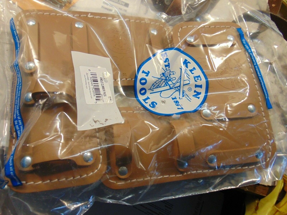 KLEIN TOOLS TREE CLIMBERS SET 2-3/4" GAFFS Tree Climbing Spikes With L Pads