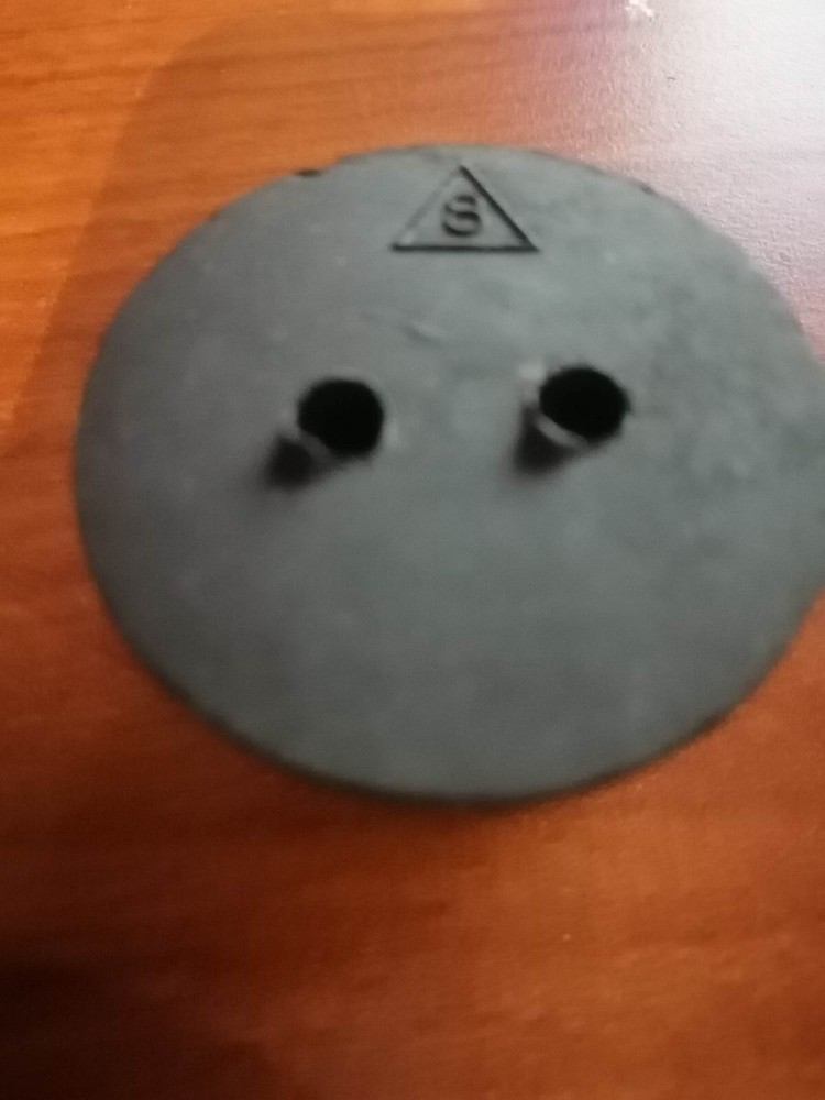 2 holes #8 rubber stopper