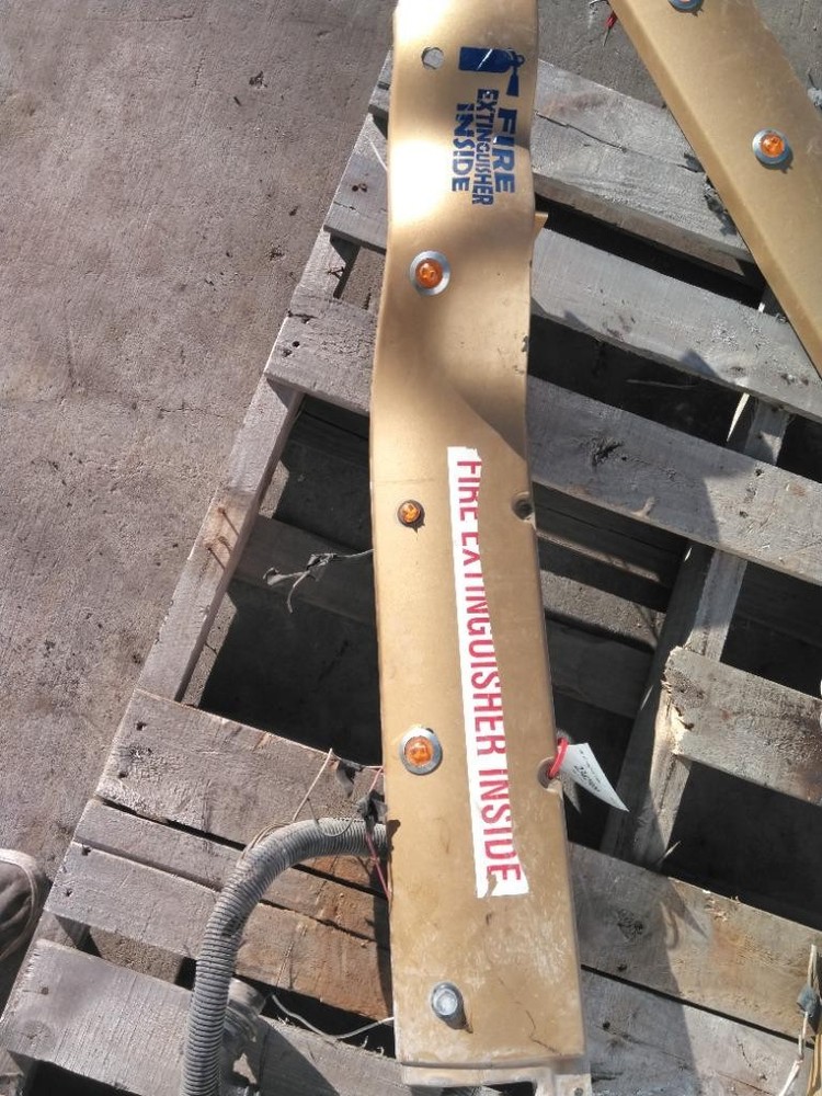 For 2003 PETERBILT 387 EXTERIOR TRIM Right ,  CO