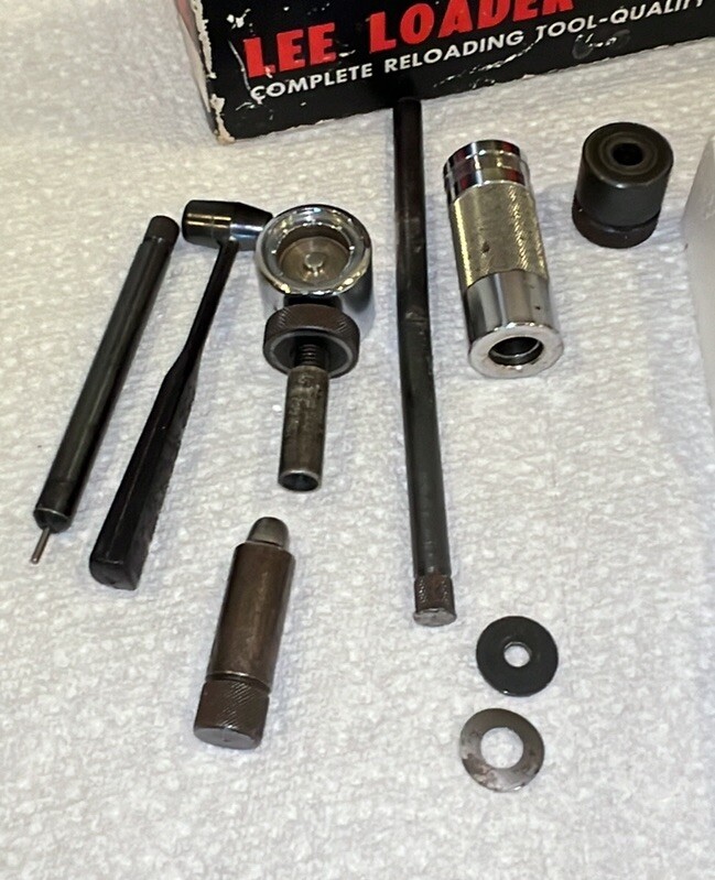 Vintage Lee Reloading Kit And Ideal Bullet Mold Single Cavity UNTESTED