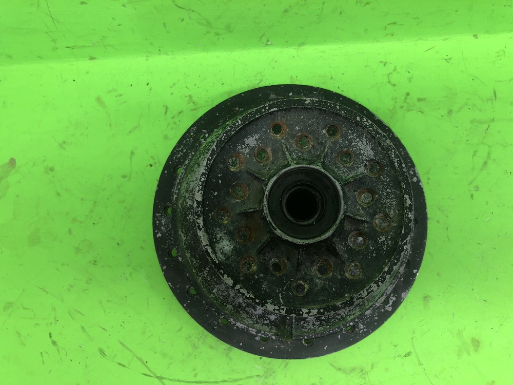 1975 Yamaha MX250B Front Wheel Hub