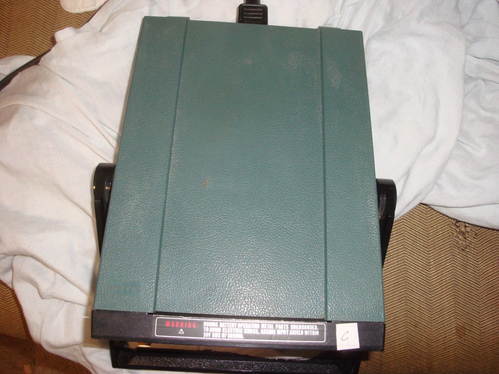 Fluke 1911A Multi-Counter with Online Operator's Manual