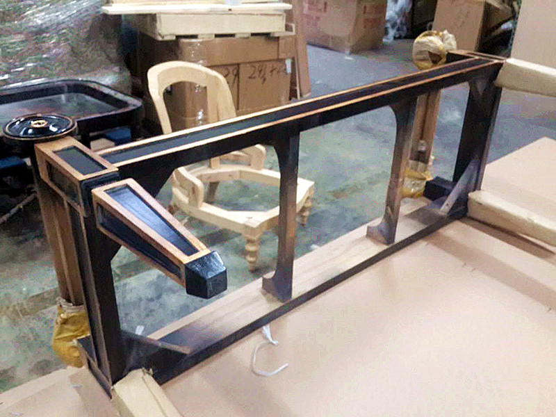 BLACK LACQUER RAW FRAME BENCH WITH GOLD LEAVE ACCENT NEW