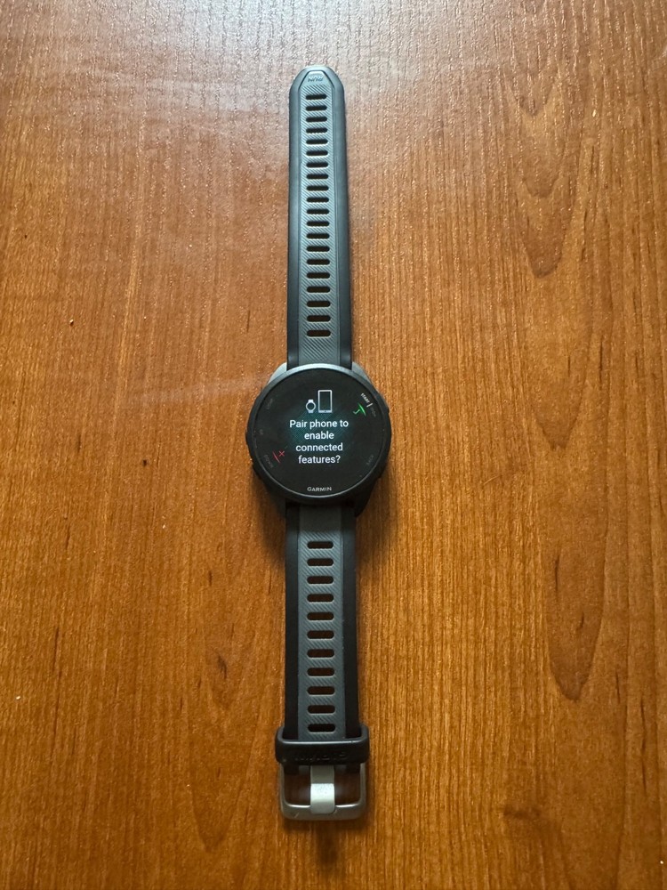 Garmin Forerunner 165 Running Smartwatch AMOLED Display Training Black / Slate