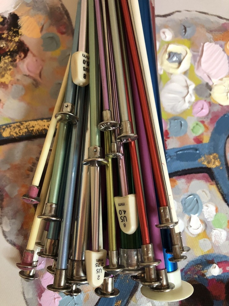 Lot of 44 knitting needles various sizes