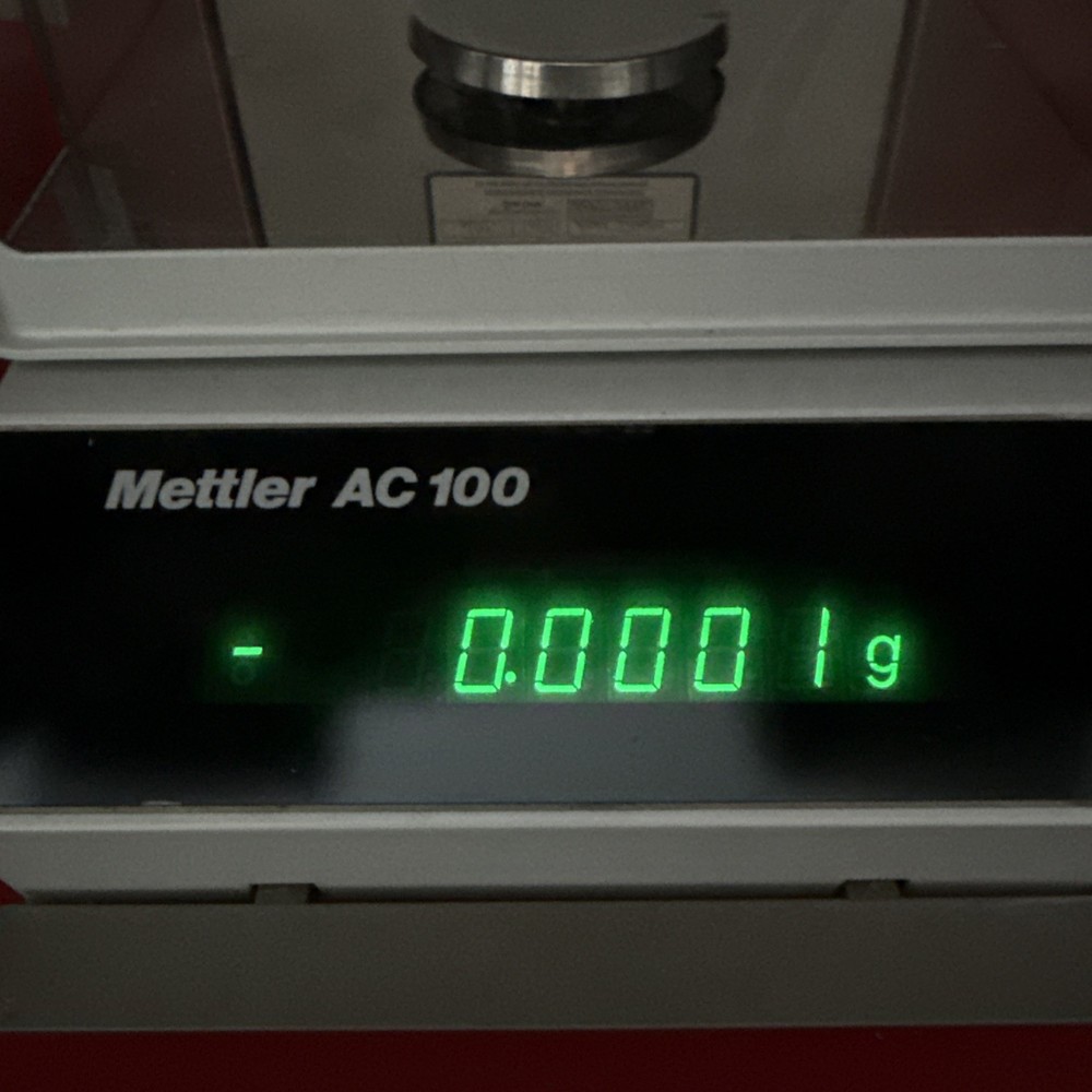 Mettler Toledo AC 100 Analytical Balance Digital Lab Scale w/ Draft Shield