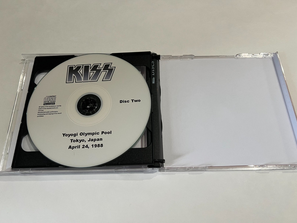 KISS 2CD Tok88