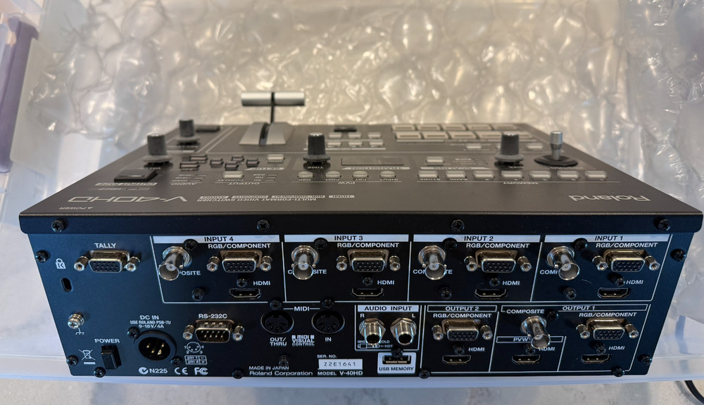 Roland V-40HD Multi-Format Video Switcher