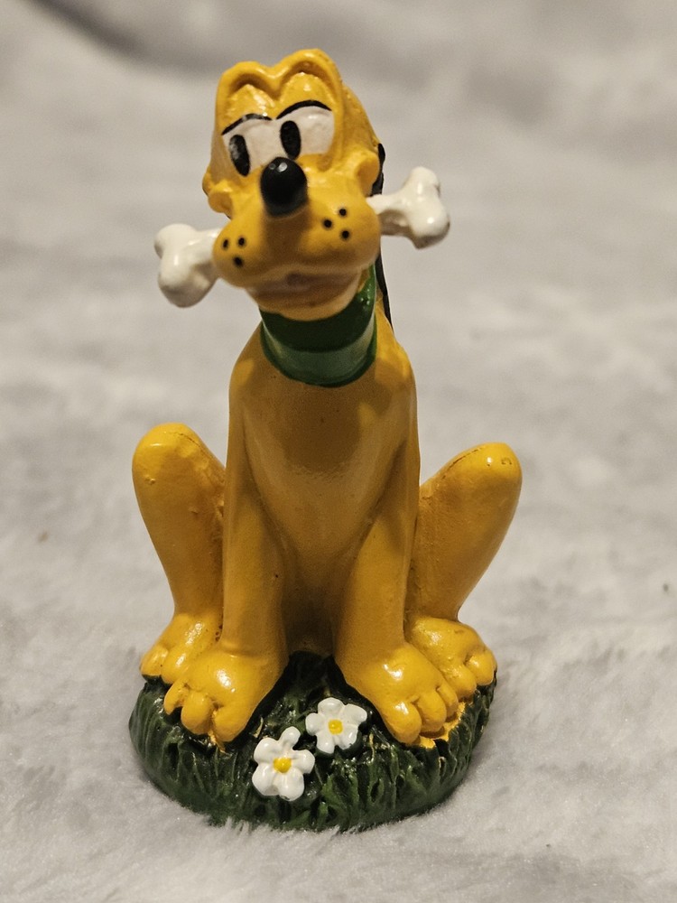 Disney Miniature Plastic Garden Figurine Pluto 2-1/2"