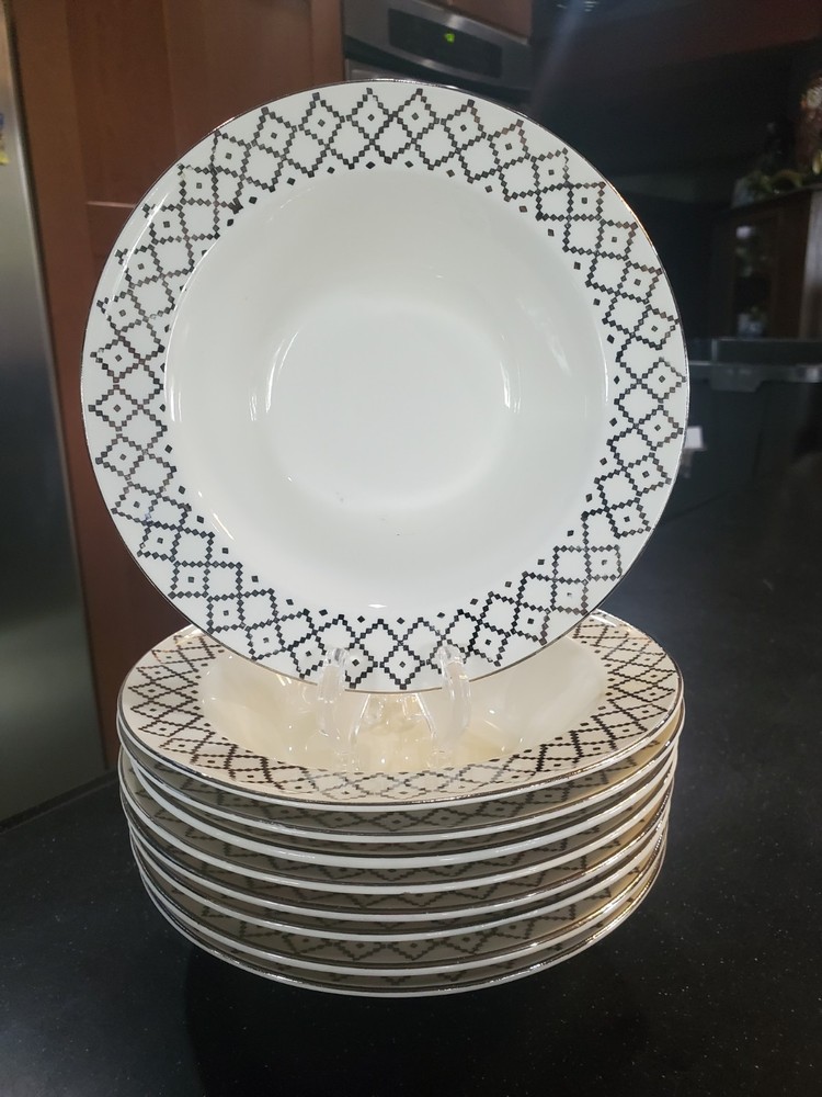 Edwin M. Knowles Hostess  Vintage Salad / Berry Bowls
