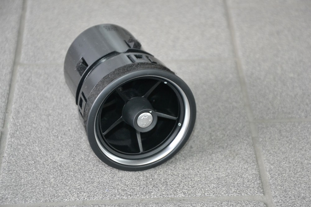 Ferrari FF F151 Dashboard Air Vent Nozzle Diffuser 83345300