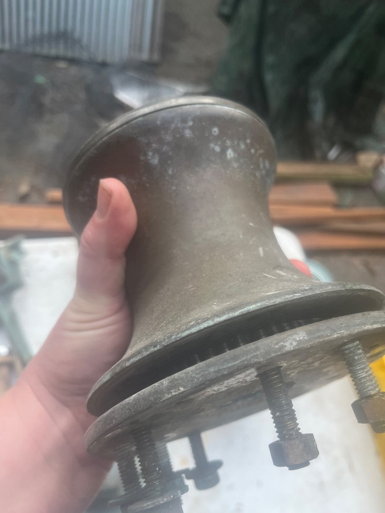 bronze winches and winch handles