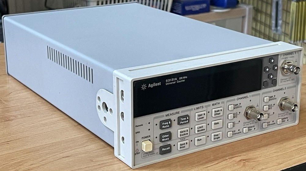 Agilent 53131A, universal counter