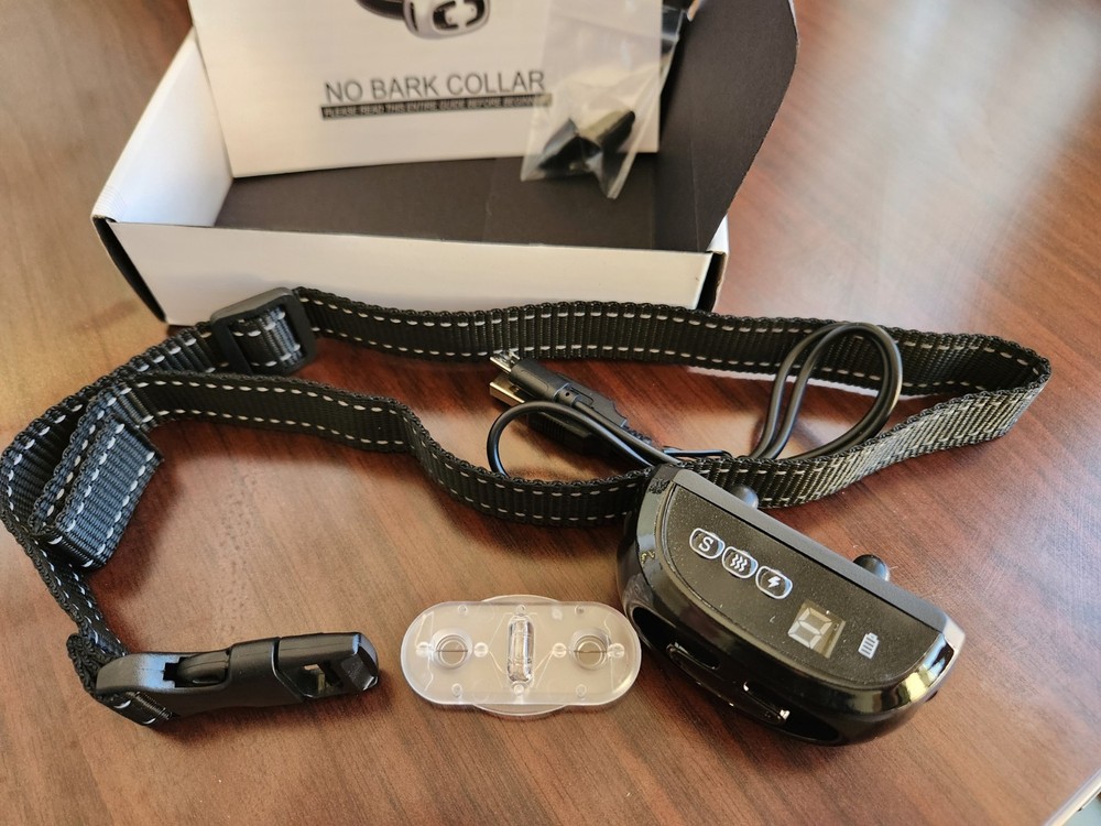 NIB Anti Bark Barking Control Collar Device Small Medium Dog