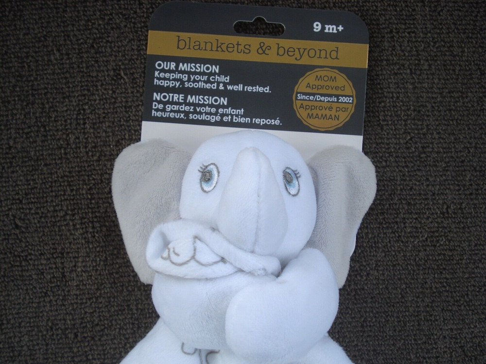 Blankets & Beyond Gray & White Elephant Infant Security Blanket Nunu New