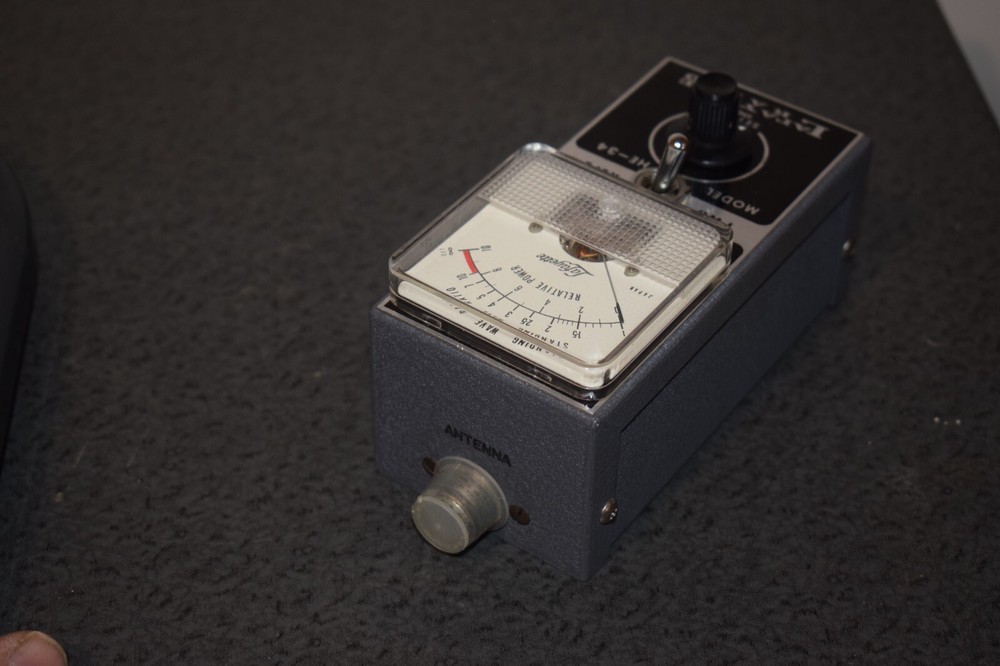 Lafayette SWR & Forward Power Meter Model HE-34 - With Box