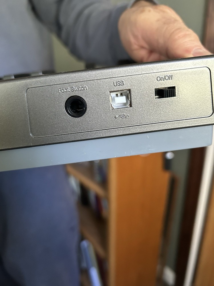 nektar impact LX61+ MIDI keyboard