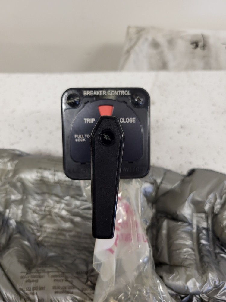 ELECTROSWITCH 2452D Breaker Control Switch Series 24 Pistol Grip Spring Return