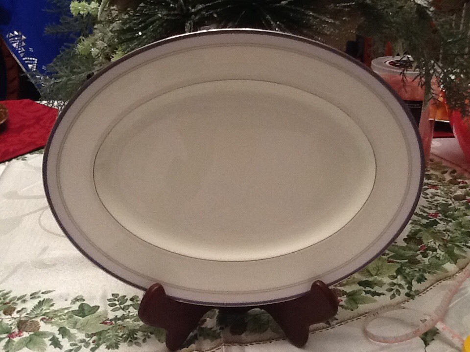 Noritake, Crowne Platinum, Oval Platter 12", New, Disc