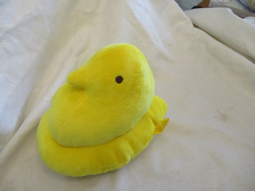 PEEPS BUNNY PLUSH STUFFED ANIMAL RABBIT chic 7x9" yellow