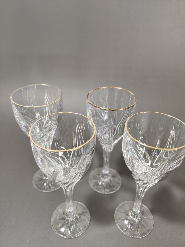 Lenox Gold Debut Wine Glasses. Four Pcs.