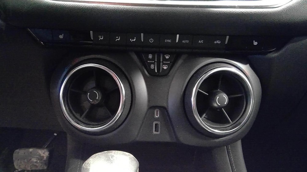 BLAZER 2020 Air Shutter 12812895