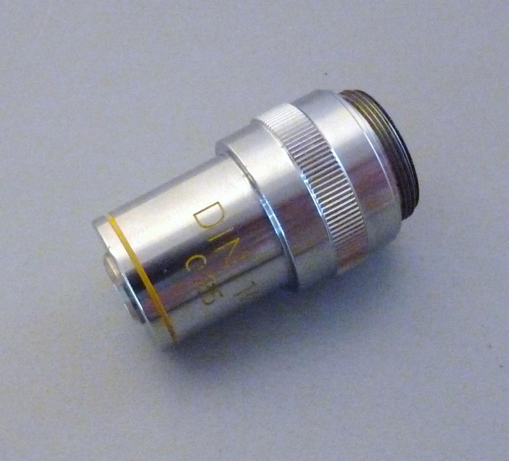 EDMUND DIN 10 / 0.25 MICROSCOPE OBJECTIVE 10X MAG