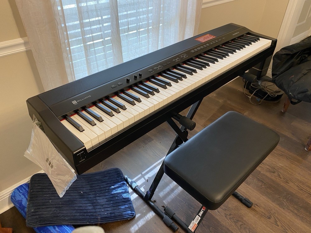 Williams Weighted Key Keyboard