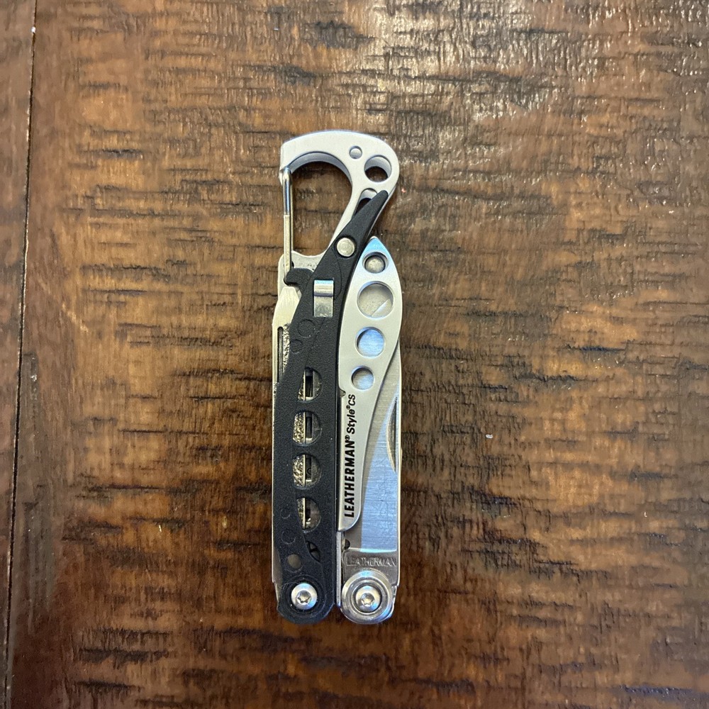 Leatherman Style CS Black Mini Multi-Tool Keychain Stainless - Excellent