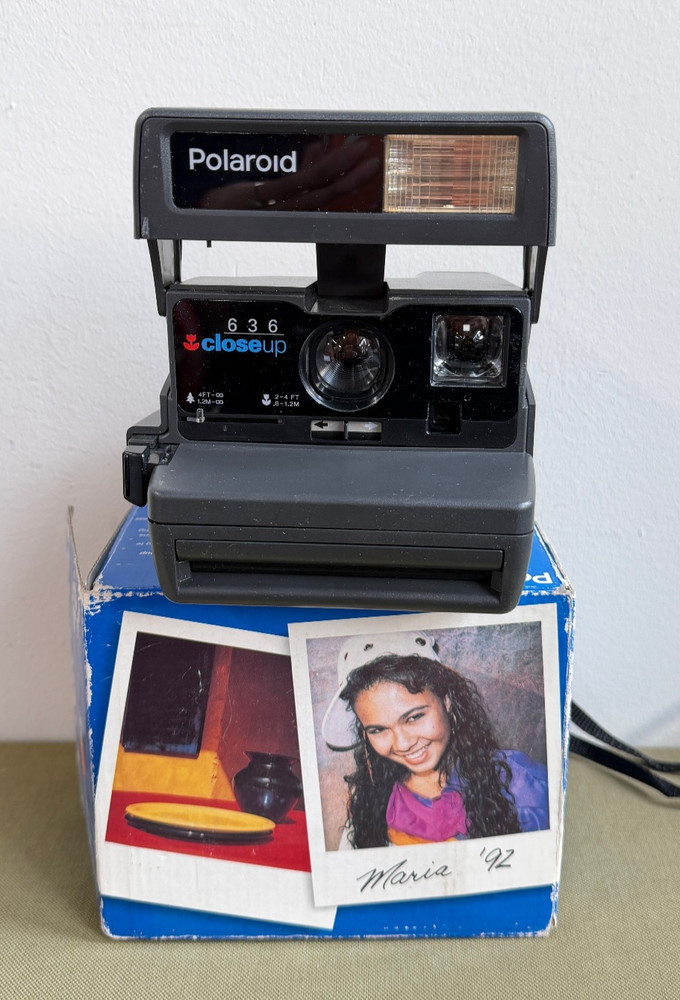 Polaroid 636 Close Up Instant Camera With Box *Check Description