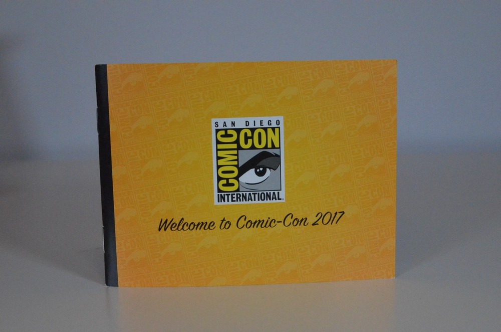 SAN DIEGO COMIC CON 2017 PIN & Welcome Guide Pack SDCC