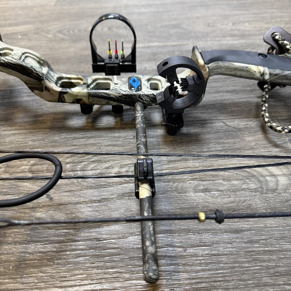 Diamond Archery Razor Edge Compound Bow (CP1020803)