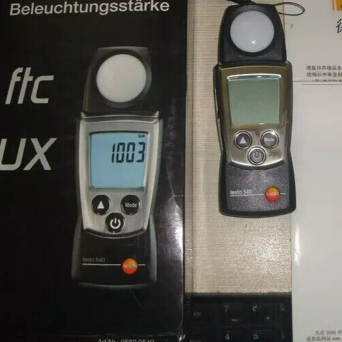 Testo 540 Pocket Light Meter Digital Display Light Meter with Case