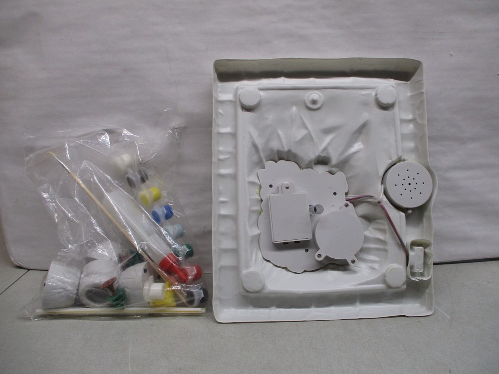 Discovery Kids Rumbling Volcano