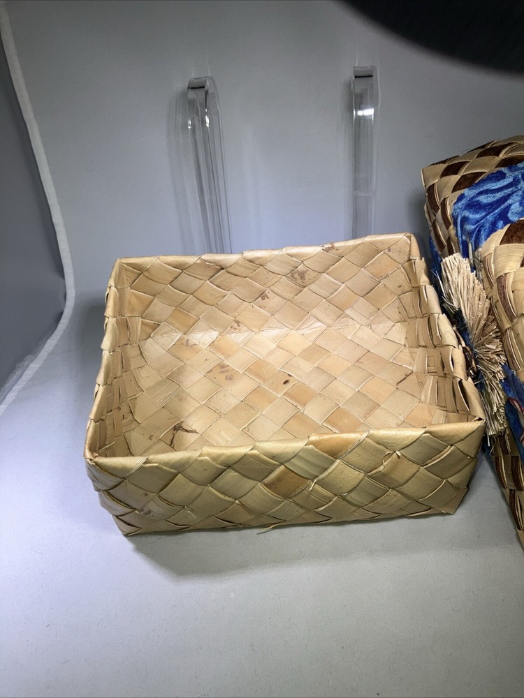 Decorative Basket Rectangular Lidded Rafia & Wood Hawaiian Floral/turtle