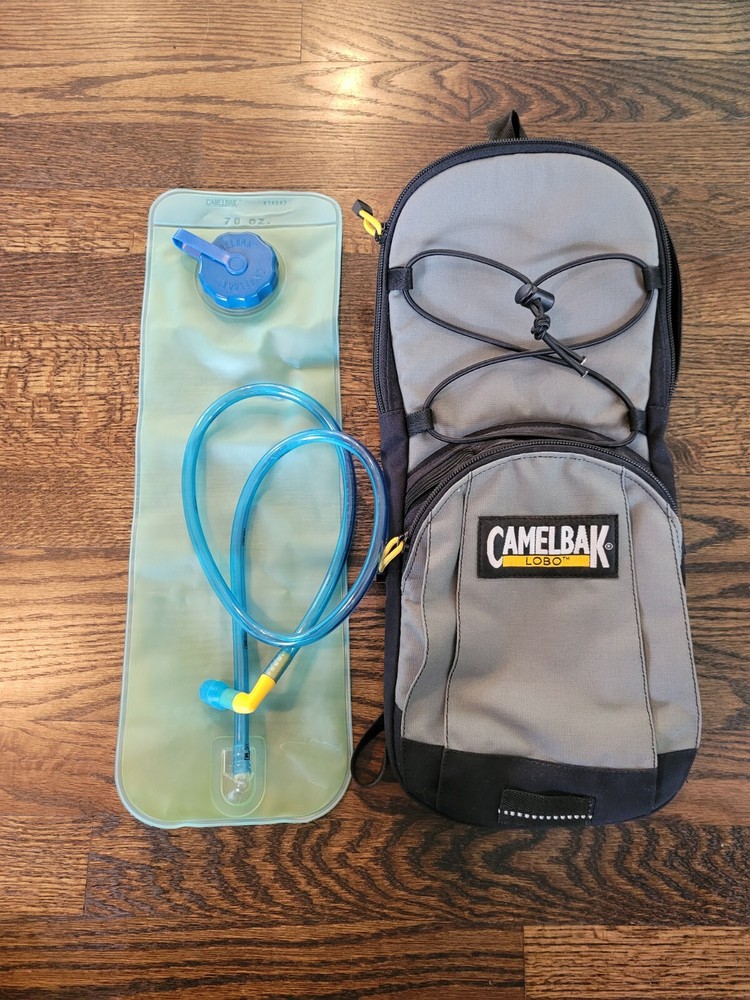 Camelbak Lobo Black Grey Hydration Backpack Camping Cycling Backpack w/ Bladder