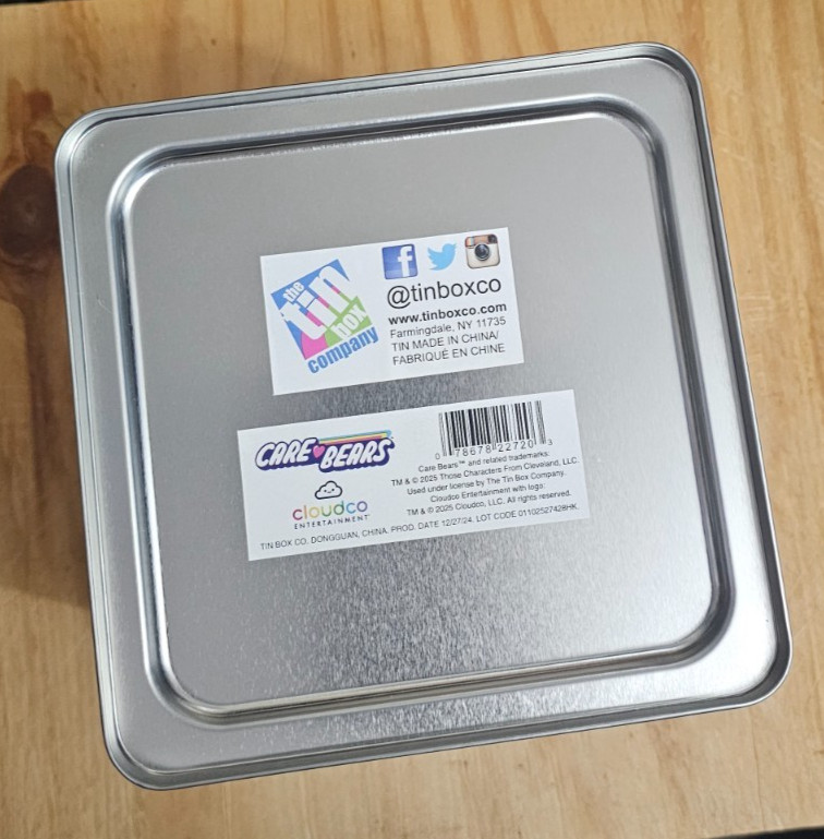 Metal lunch Boxes Square Care Bears