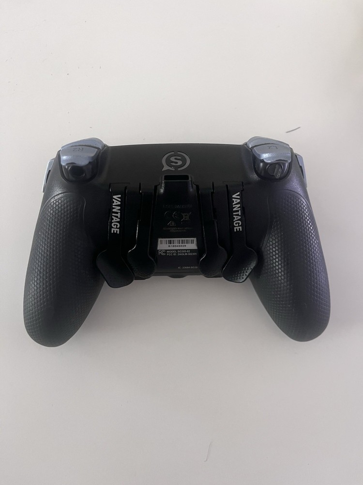 SCUF Vantage Bluetooth Controller Bundle w/ Case, Thumbsticks, Buttons