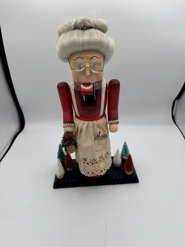 Mrs Clause 14inch tall nutcracker