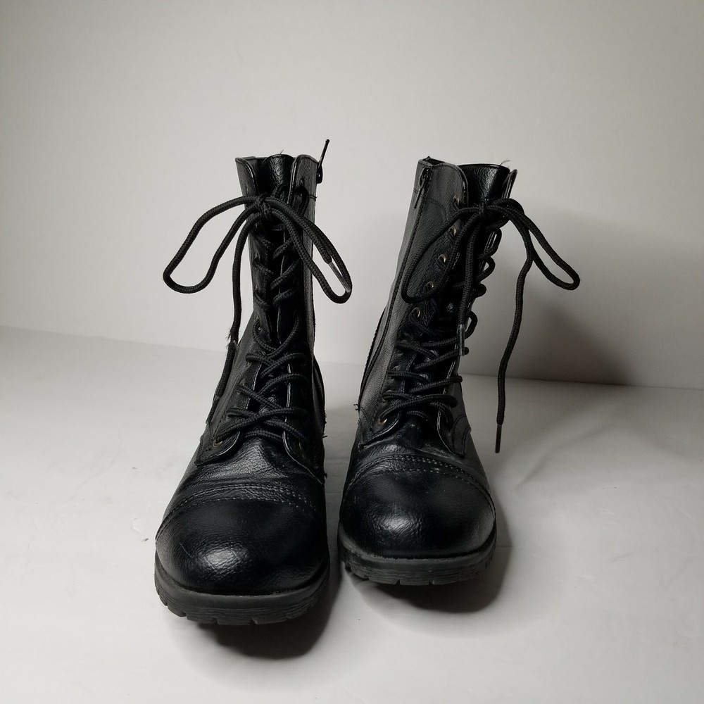 Bamboo Boots Side Zip Size 7.5