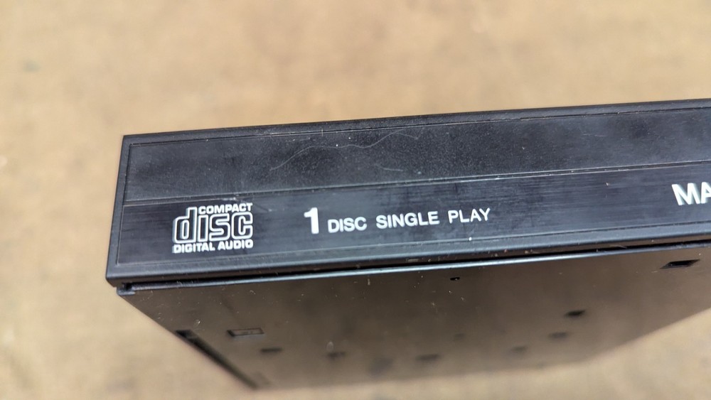Magnavox CDB 486 single disc CD cartridge, (only)