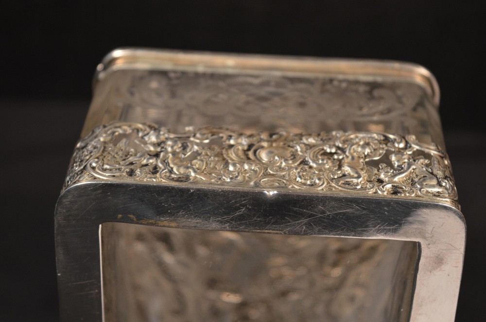 Silver Top Engraved Glass Box