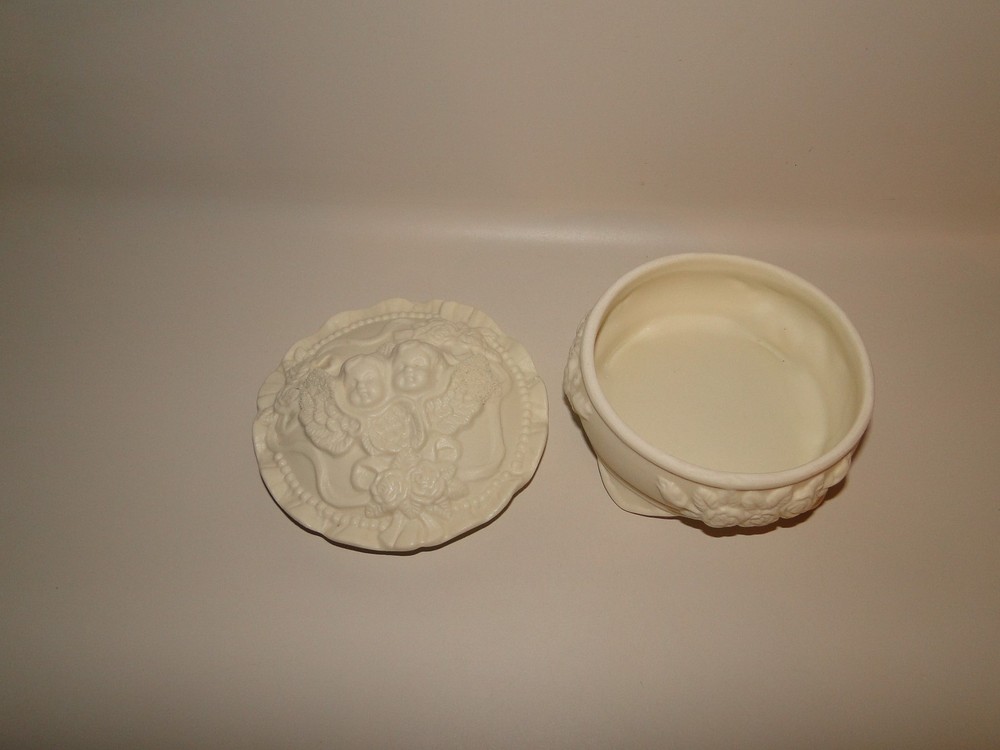 Covered Trinket Box Chrub Angel Faces