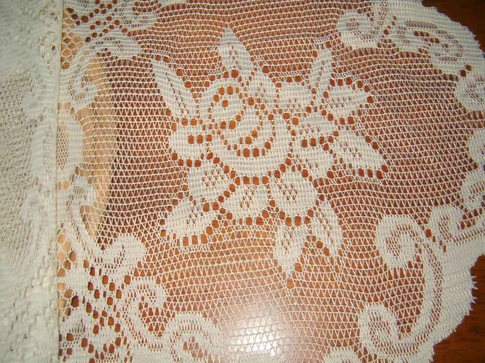 Bedford Scalloped Lace Runner Table Runner 13" x 54" Ivory