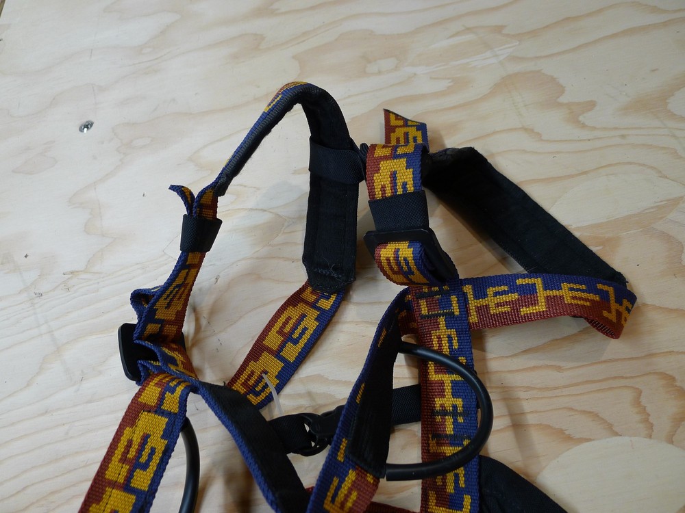 APACHE Climbing Harness 60kg 130 cm limit