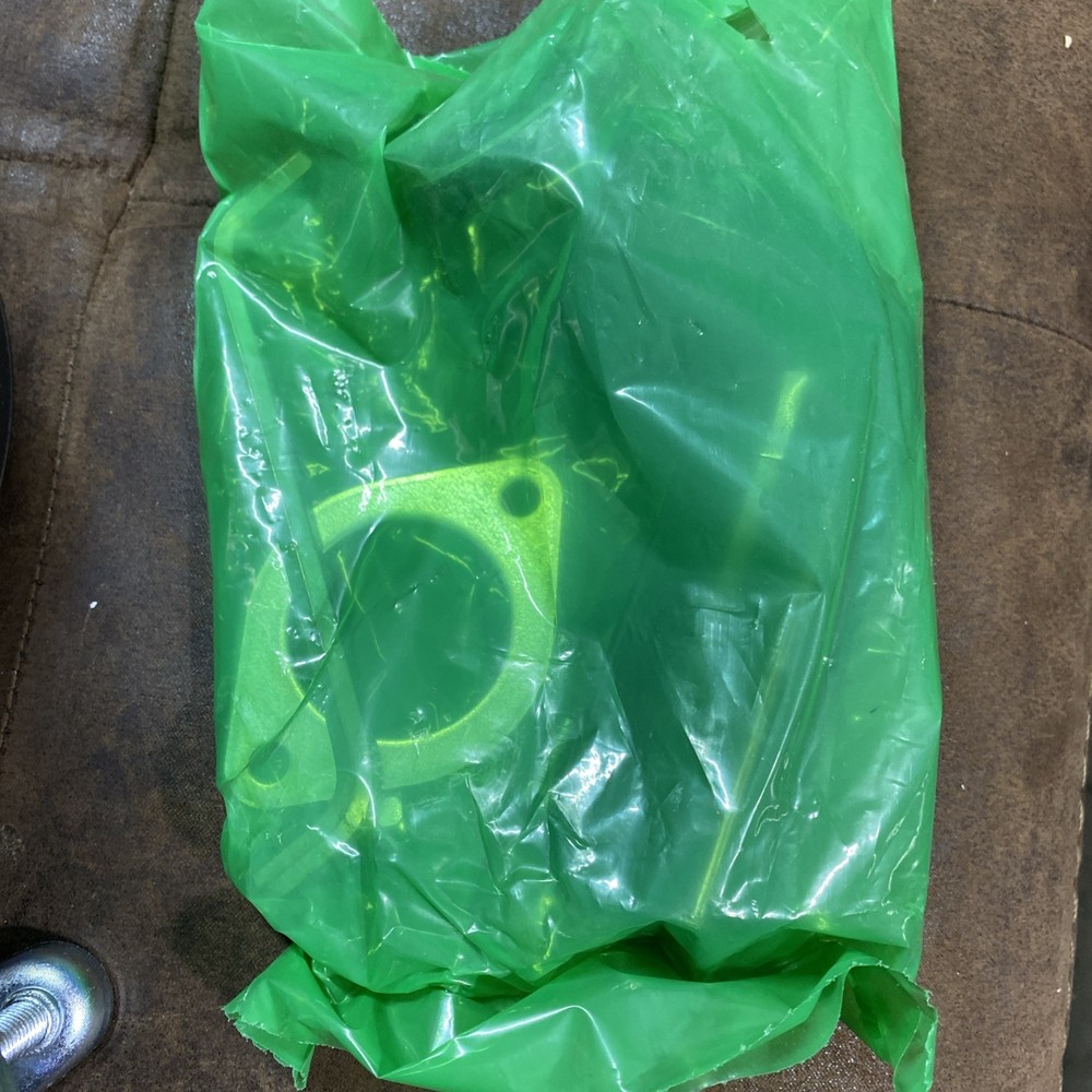 InSinkErator Badger 100 Continuous Feed Garbage Disposal Brand New Dented Box